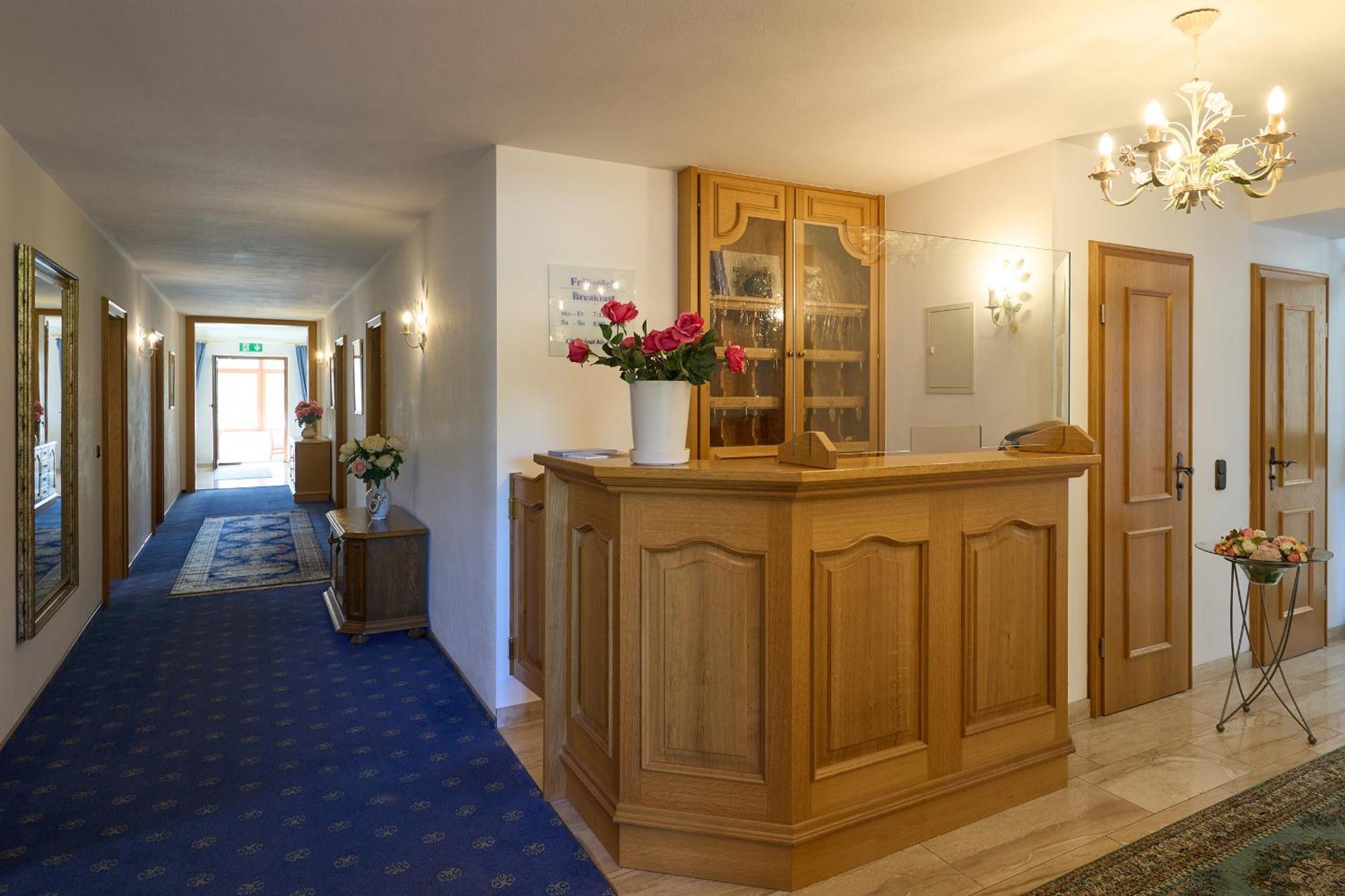 Hotel Garni Demmel Bruckmuhl Exterior photo