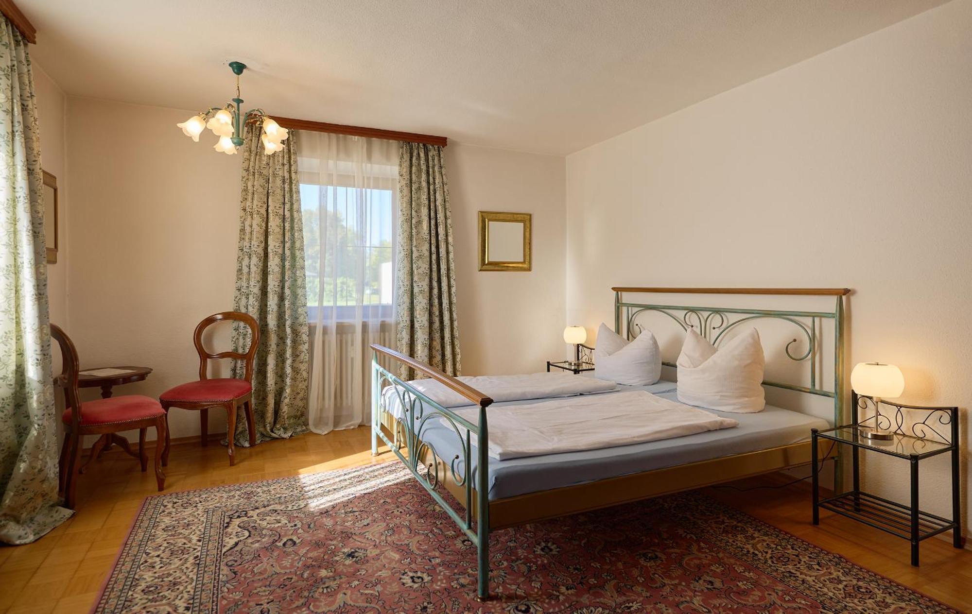Hotel Garni Demmel Bruckmuhl Exterior photo